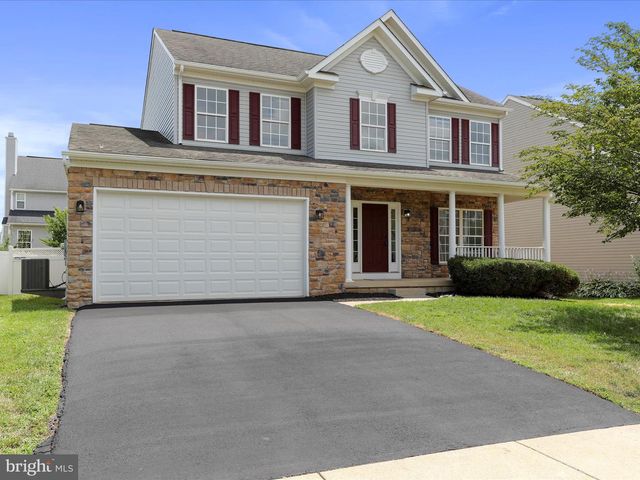 90 WATERCOURSE DR, Ranson, WV 25438