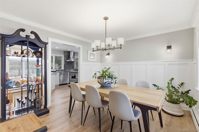 5 Stafford Lane, Stony Brook, NY 11790