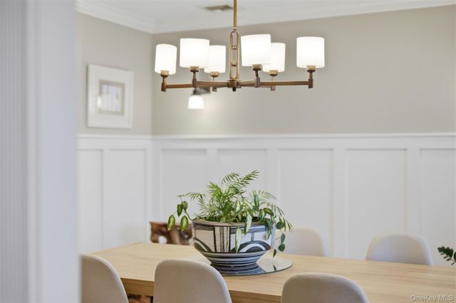 5 Stafford Lane, Stony Brook, NY 11790