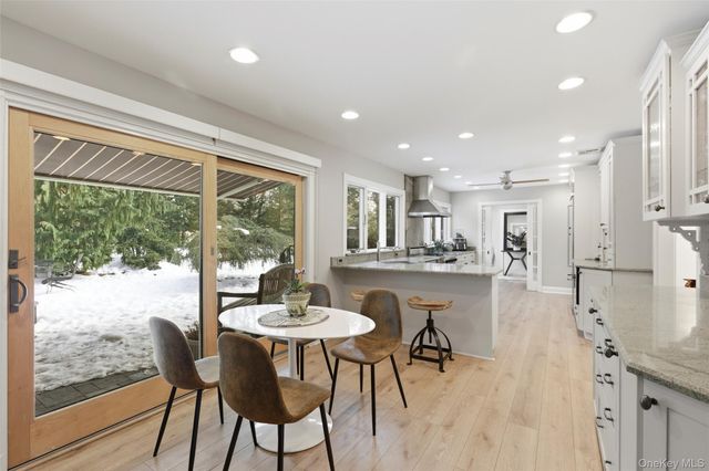 5 Stafford Lane, Stony Brook, NY 11790