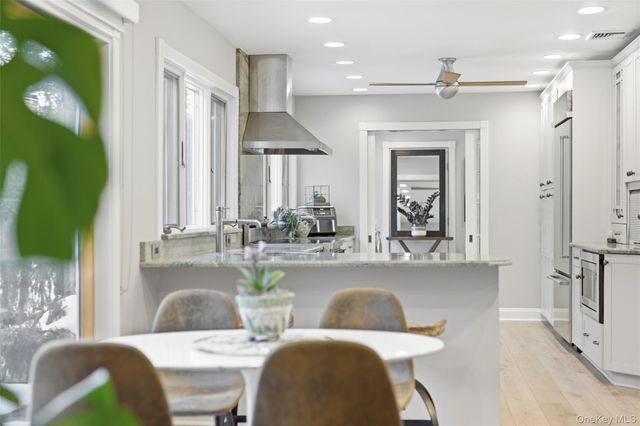 5 Stafford Lane, Stony Brook, NY 11790