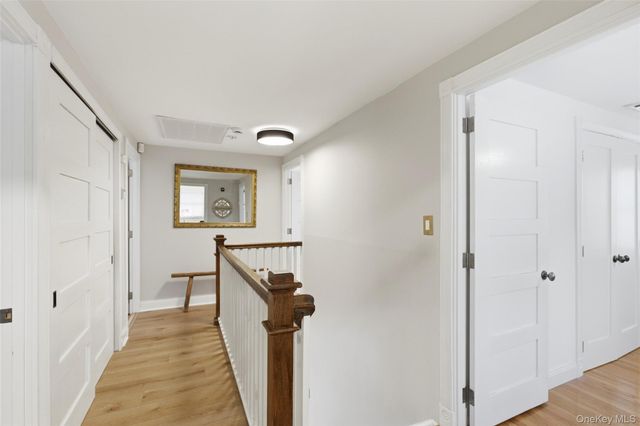 5 Stafford Lane, Stony Brook, NY 11790