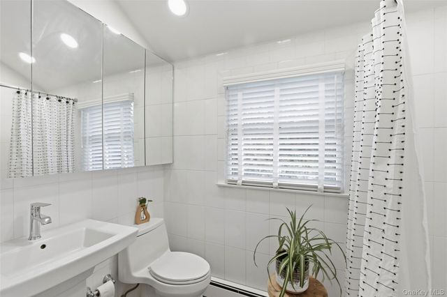 5 Stafford Lane, Stony Brook, NY 11790