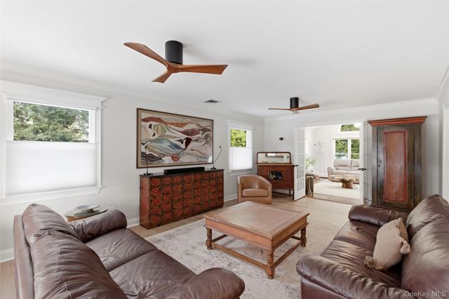 5 Stafford Lane, Stony Brook, NY 11790