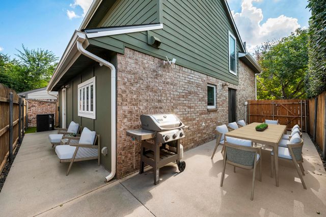 1428 McCoy Street, Dallas, TX 75204