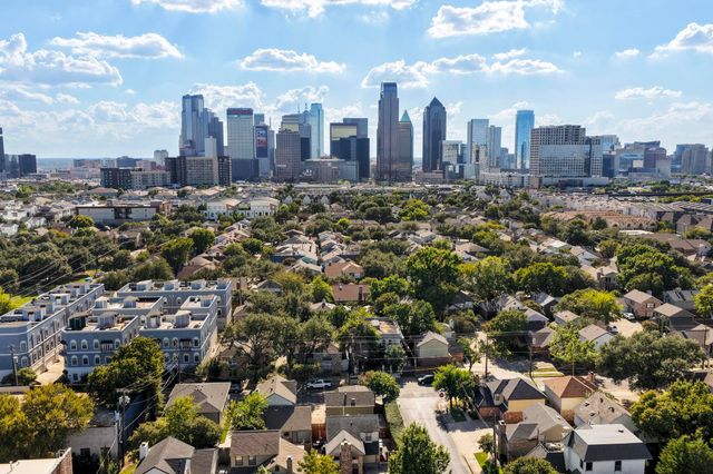 1428 McCoy Street, Dallas, TX 75204