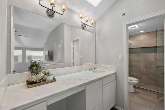1428 McCoy Street, Dallas, TX 75204