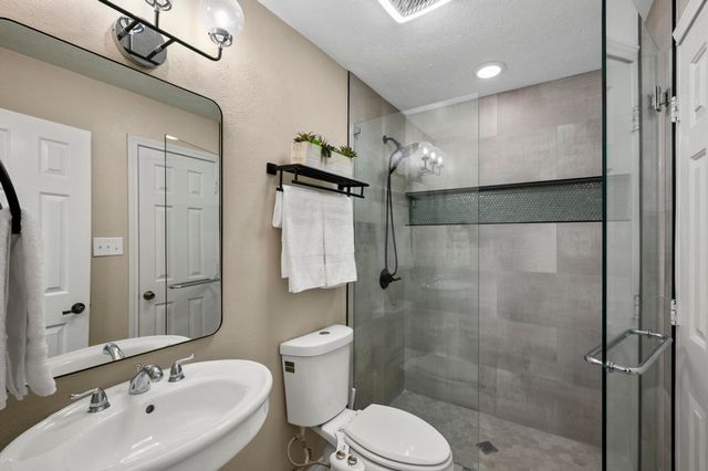 1428 McCoy Street, Dallas, TX 75204