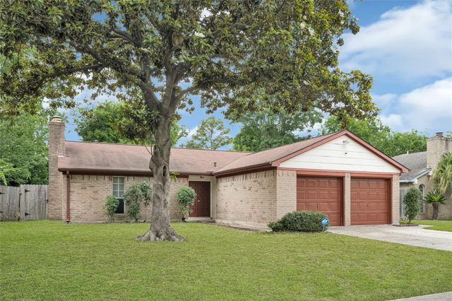 10715 Misty River Drive, Houston, TX 77086