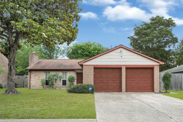 10715 Misty River Drive, Houston, TX 77086