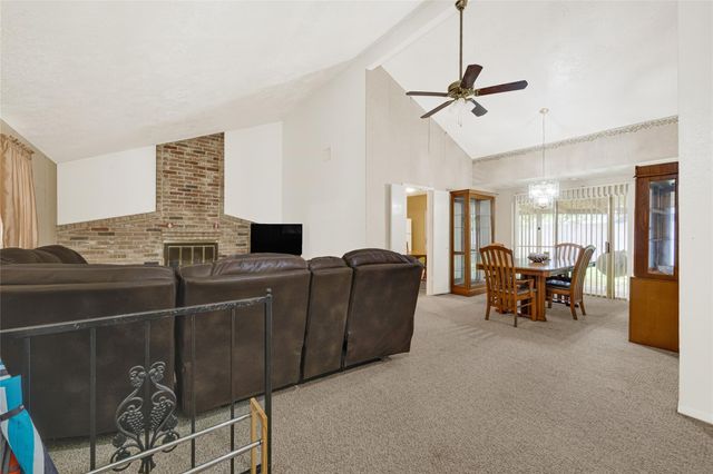 10715 Misty River Drive, Houston, TX 77086