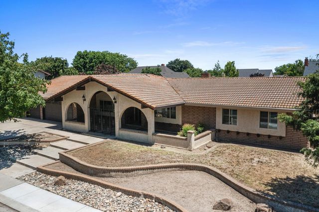 3904 Trillium Ave, Modesto, CA 95356