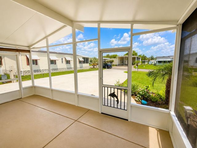 5245 ISLAND VIEW CIRCLE N, Polk City, FL 33868