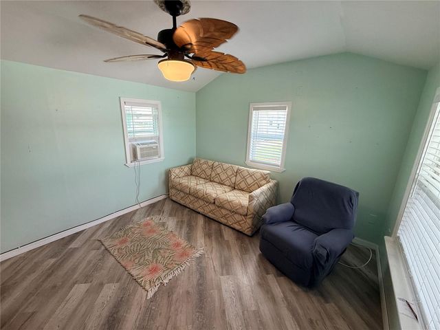 5245 ISLAND VIEW CIRCLE N, Polk City, FL 33868