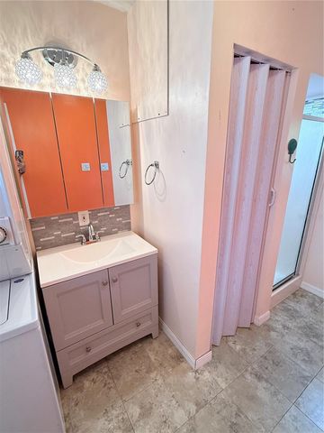5245 ISLAND VIEW CIRCLE N, Polk City, FL 33868