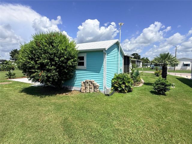 5245 ISLAND VIEW CIRCLE N, Polk City, FL 33868