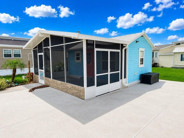 5245 ISLAND VIEW CIRCLE N, Polk City, FL 33868