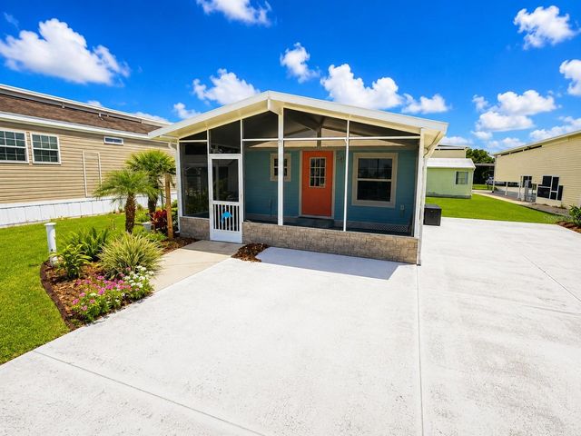 5245 ISLAND VIEW CIRCLE N, Polk City, FL 33868