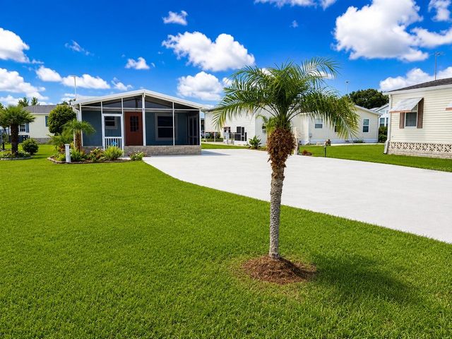 5245 ISLAND VIEW CIRCLE N, Polk City, FL 33868