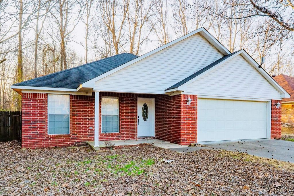 25 Thomas Circle, Greenbrier, AR 72058
