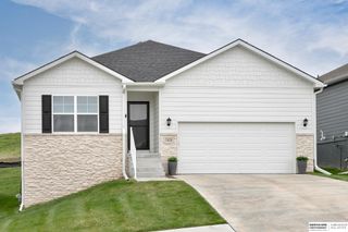 7420 N 175 Circle, Bennington, NE 68007