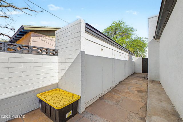 4543 E Burns Street, Tucson, AZ 85711