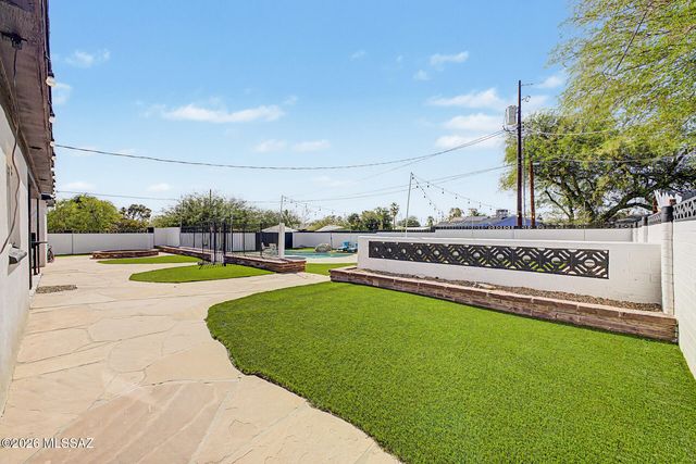 4543 E Burns Street, Tucson, AZ 85711