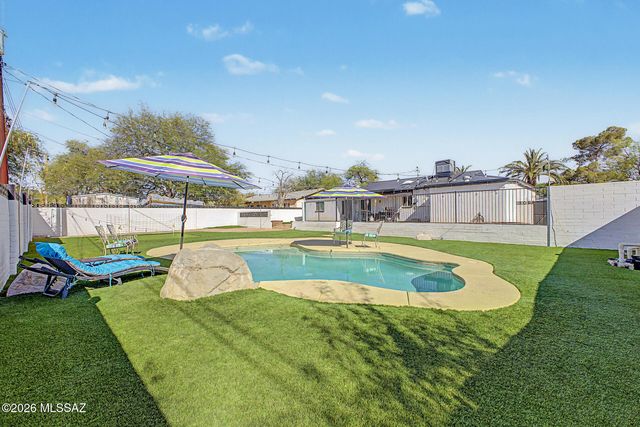 4543 E Burns Street, Tucson, AZ 85711