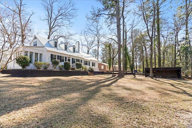 607 Third St., Cheraw, SC 29520