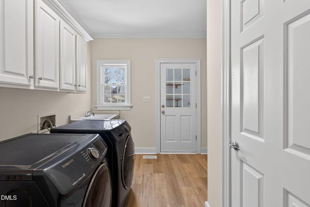 101 Flying Hills Circle, Cary, NC 27513