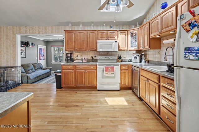 478 Princeton Avenue, Bayville, NJ 08721