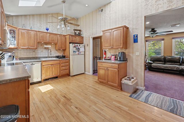 478 Princeton Avenue, Bayville, NJ 08721