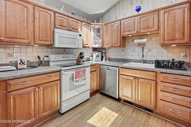 478 Princeton Avenue, Bayville, NJ 08721