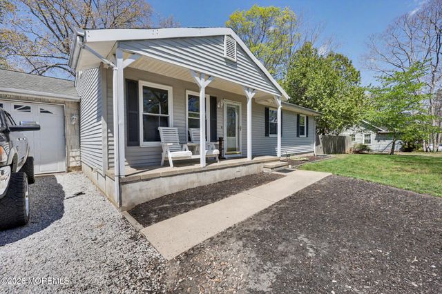 478 Princeton Avenue, Bayville, NJ 08721