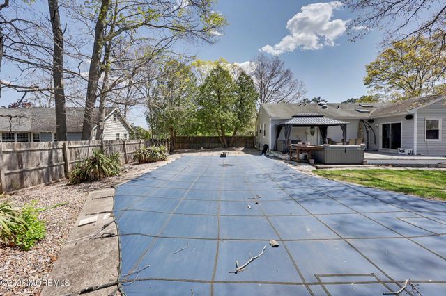478 Princeton Avenue, Bayville, NJ 08721