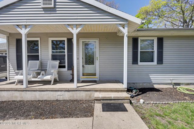 478 Princeton Avenue, Bayville, NJ 08721