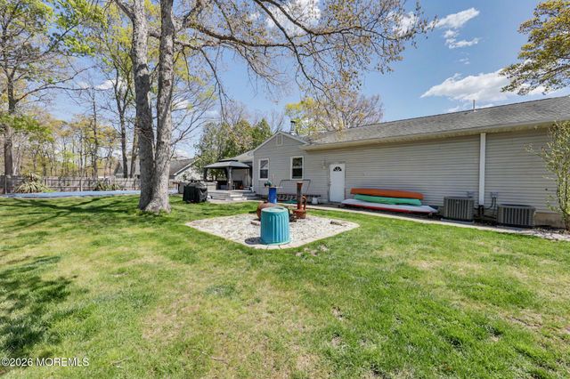 478 Princeton Avenue, Bayville, NJ 08721