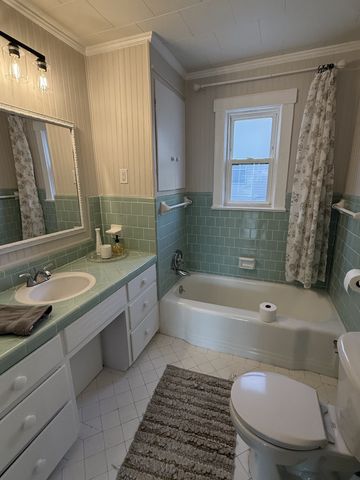 303 Broadway, Hartsville, TN 37074