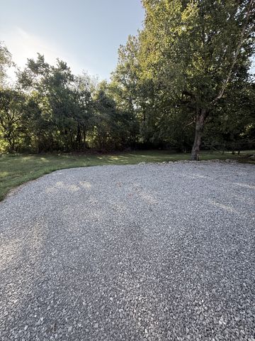 303 Broadway, Hartsville, TN 37074