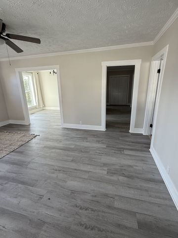 303 Broadway, Hartsville, TN 37074