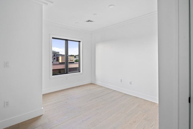 50 Leo Birmingham Parkway 307, Boston, MA 02135