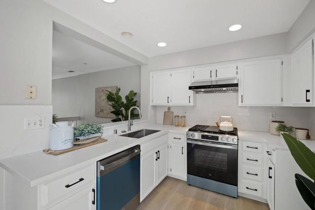 1861 Northwest Circle, San Jose, CA 95131