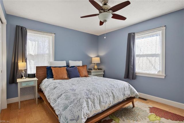 1386 Sunset DR, Norfolk, VA 23503