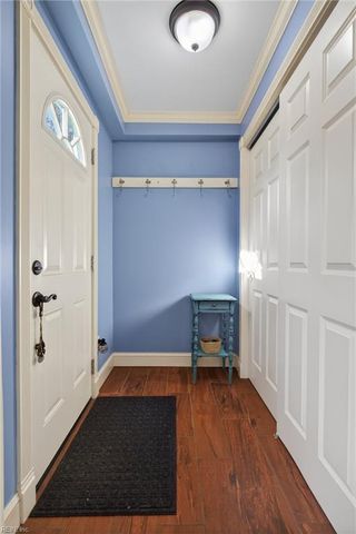 1386 Sunset DR, Norfolk, VA 23503