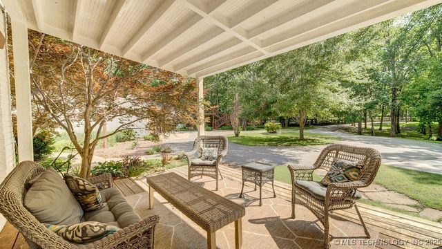 28281 E 6th Place, Catoosa, OK 74015