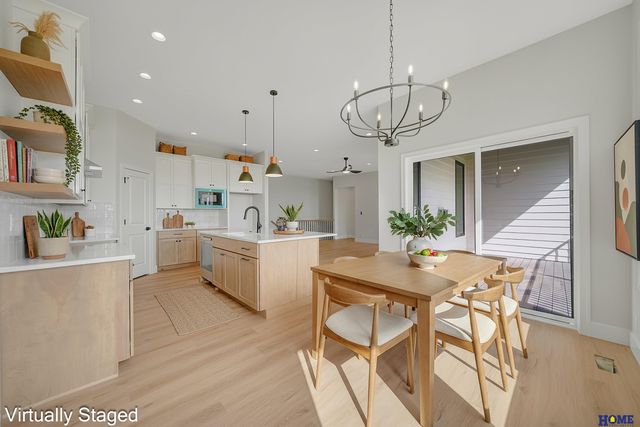 9207 Triana Lane, Lincoln, NE 68520