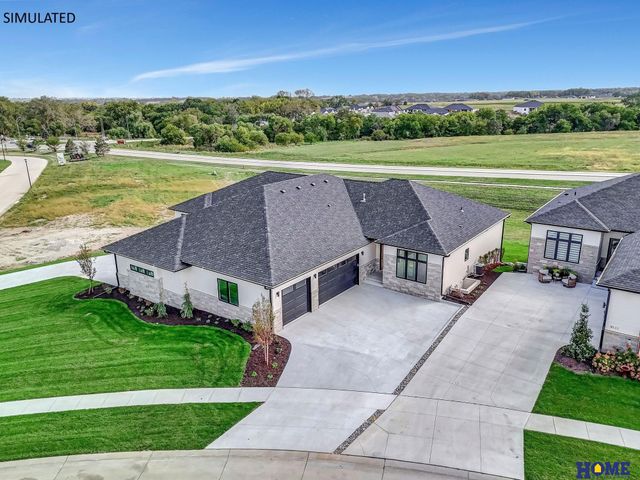 9207 Triana Lane, Lincoln, NE 68520