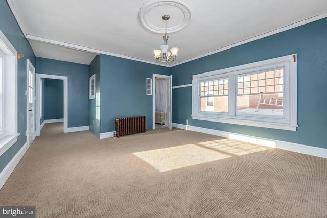 33 MARKET ST, Salem, NJ 08079