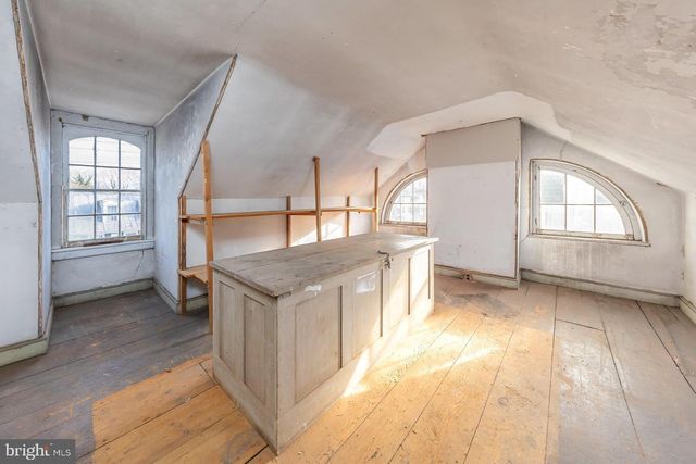 33 MARKET ST, Salem, NJ 08079