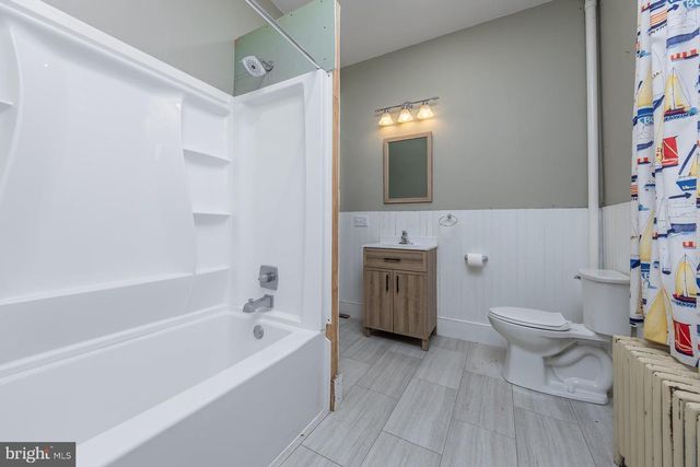 33 MARKET ST, Salem, NJ 08079